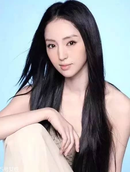 留什么發型顯年輕洋氣 30歲的女人適合什么發型圖片