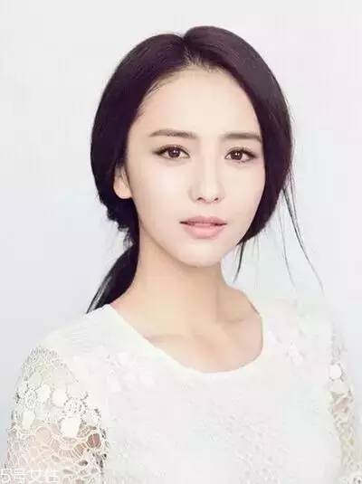 留什么發型顯年輕洋氣 30歲的女人適合什么發型圖片