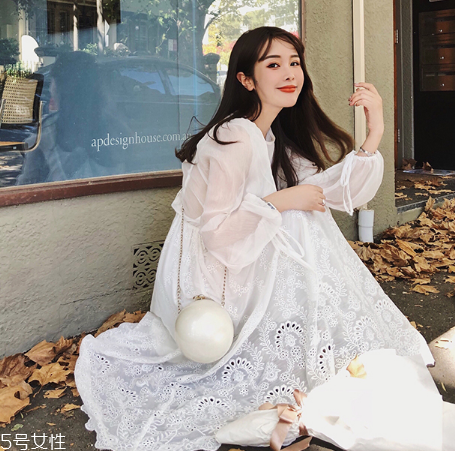 閨蜜聚會穿什么裙子好看？閨蜜聚會穿搭法則