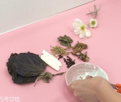 薰衣草驅蚊香包的配方及做法