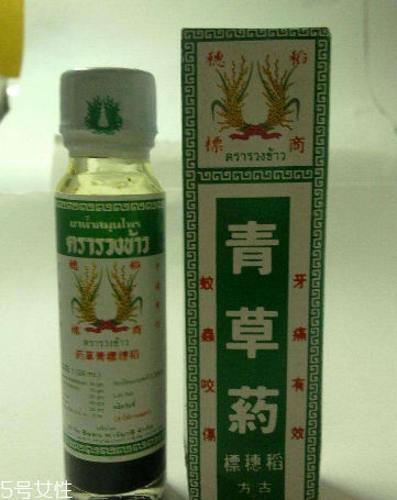青草油可以治腳氣嗎？青草油治腳氣好用嗎？