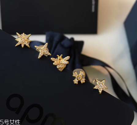 耳釘一定要純銀的嗎？耳釘不是銀的行嗎？