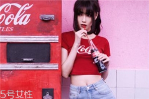 夏天穿紅色衣服吸熱嗎？夏天穿紅色會熱嗎？