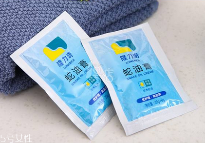 蛇油膏是不是越擦越黑？蛇油膏擦了會變黑嗎？