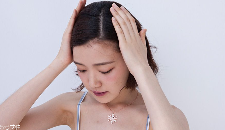 往外翹的發型怎么打造 往外翹的發型圖片