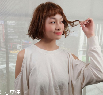 護發精油和護發乳哪個好 護發精油和護發乳怎么選