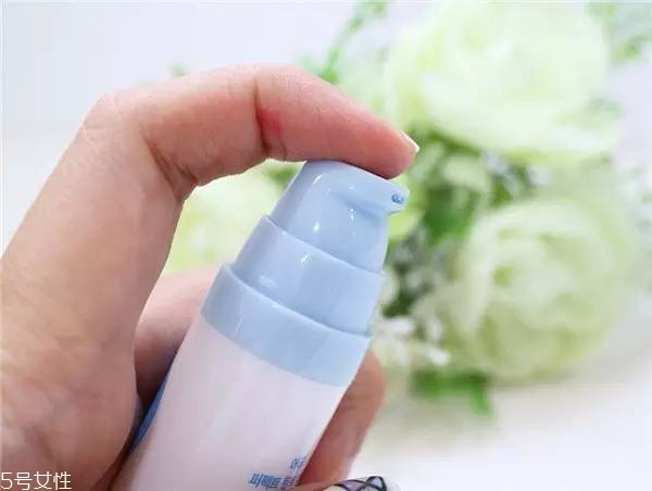 apieu口紅色號試色 apieu的產品介紹