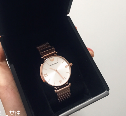 手表可以托運(yùn)上飛機(jī)嗎？手表能不能帶上飛機(jī)？