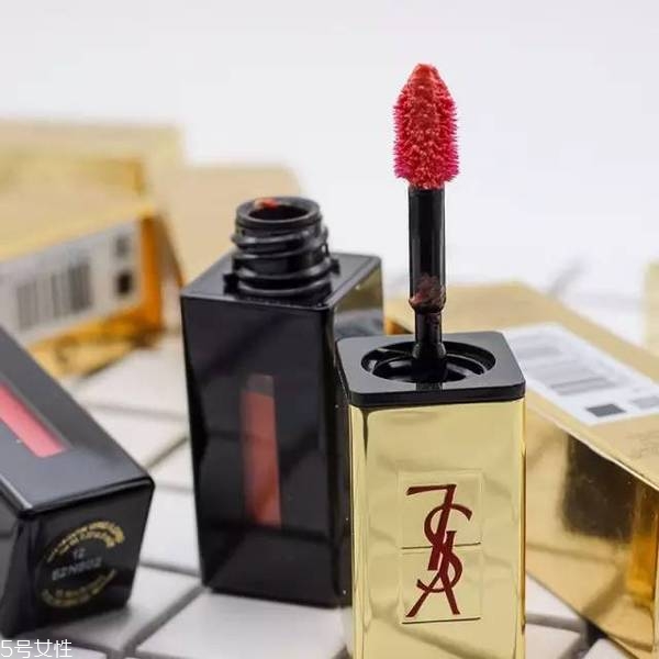 ysl唇釉105和12的區(qū)別 圣羅蘭ysl唇釉105和12哪個好看
