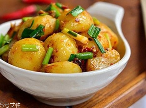 土豆不能和什么一起吃？土豆和黑木耳可以一起吃嗎？