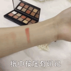 美康粉黛10色眼影試色 美康粉黛10色眼影優缺點大盤點