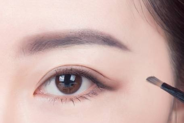 提眉和雙眼皮一起做嗎？提眉和雙眼皮要隔開(kāi)多久