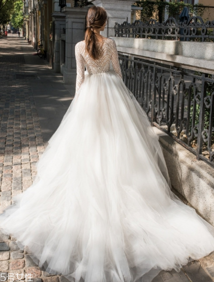 婚紗裙撐怎么折疊？婚紗裙撐怎么收起來？