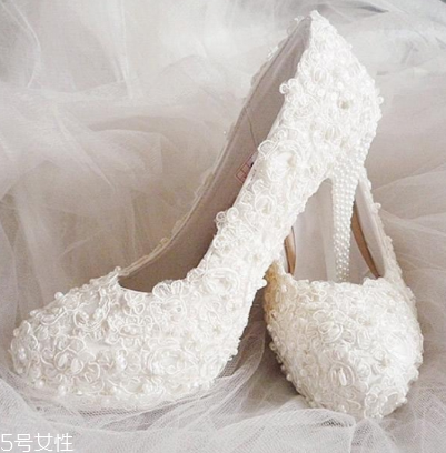 婚鞋可以提前穿嗎？婚鞋提前穿有影響嗎？