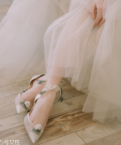 婚鞋要準備幾雙？結婚要幾雙婚鞋？