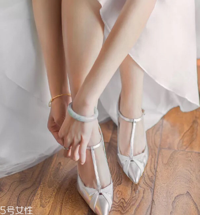 婚鞋能穿回娘家嗎？婚鞋穿回娘家不吉利嗎？