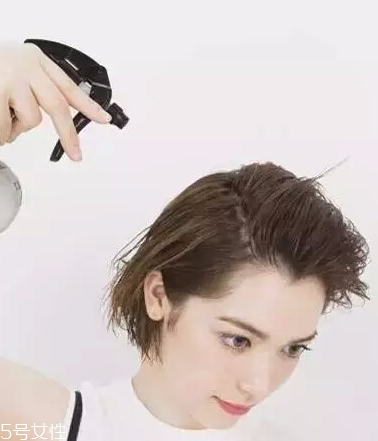 微濕發怎么弄好看 微濕發扎什么發型好