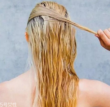 微濕發怎么弄好看 微濕發扎什么發型好
