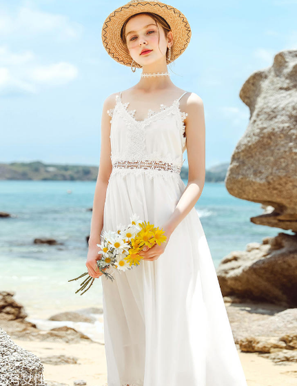 夏天穿白色裙子好看嗎？夏季白色連衣裙搭配圖片