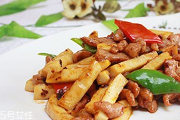 鹿肉和牛肉哪個好？鹿肉和牛肉哪個好吃些？