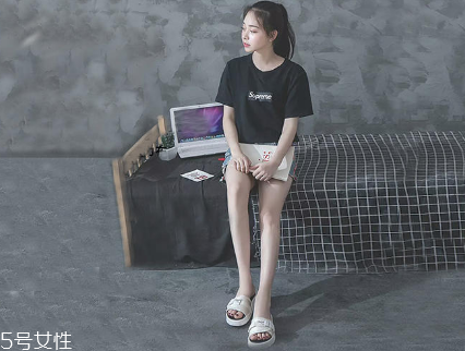 夏天穿什么涼鞋舒服？夏天適合穿什么涼鞋？
