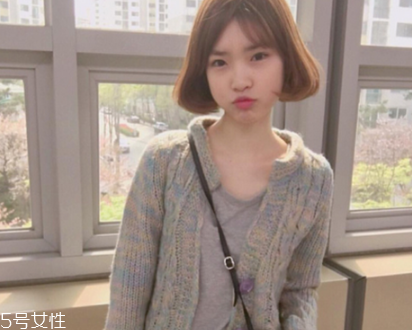 戴眼鏡的女生適合什么發型 女生戴眼鏡好看的發型