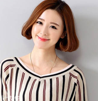 戴眼鏡的女生適合什么發型 女生戴眼鏡好看的發型