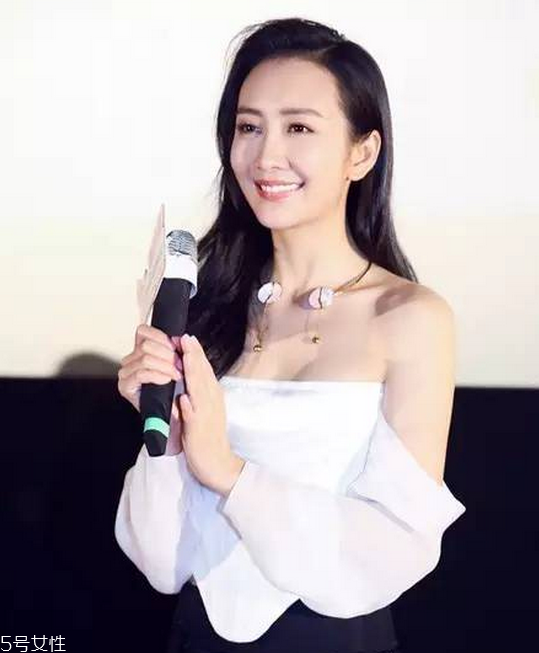 一字領適合胸大的人嗎 一字領適合什么發型