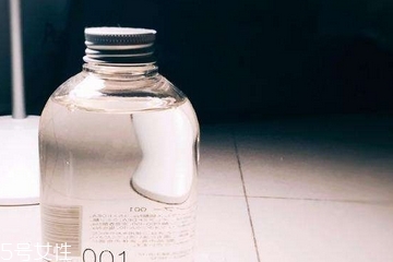 玉肌洗發水控油嗎？玉肌洗發水有控油功效嗎？