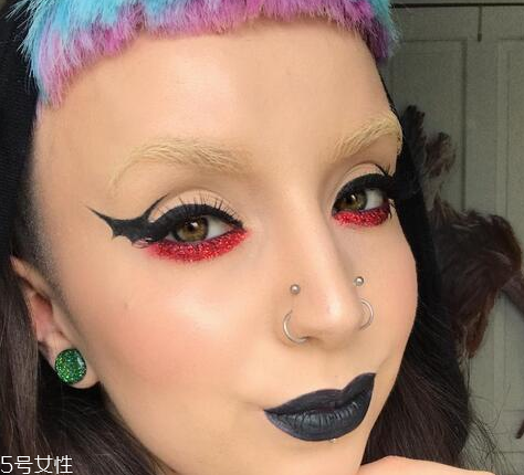 萬圣節蝙蝠眼妝怎么畫？超簡單的蝙蝠眼妝畫法