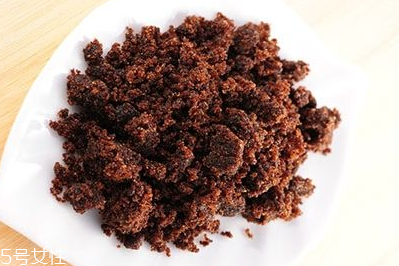 紅糖面膜用什么紅糖最好？用紅糖怎么敷臉美白？