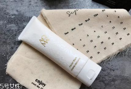 黛珂白檀新包裝怎么樣？黛珂白檀系列針對(duì)什么皮膚？