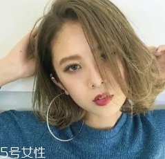 苦亞麻色頭發圖片 苦亞麻色發型圖