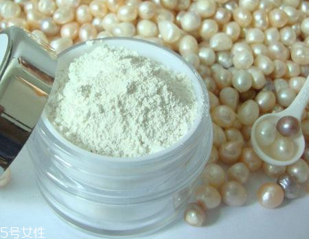 珍珠粉可以洗澡嗎？珍珠粉洗澡能去雞皮嗎？