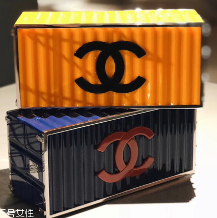 chanel集裝箱尺寸多大？香奈兒集裝箱包包尺寸詳情