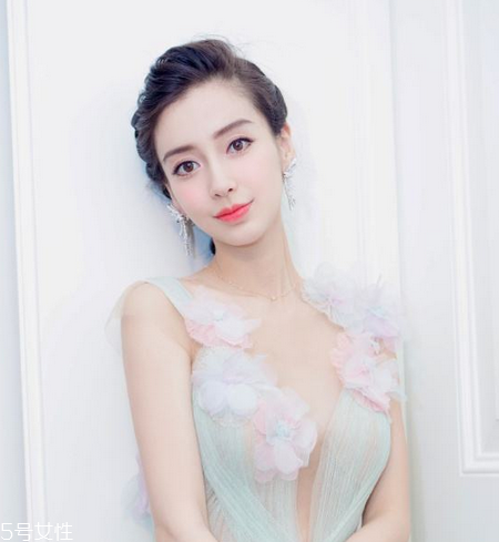 染發可以只染發尾嗎？染發怎么染發尾？
