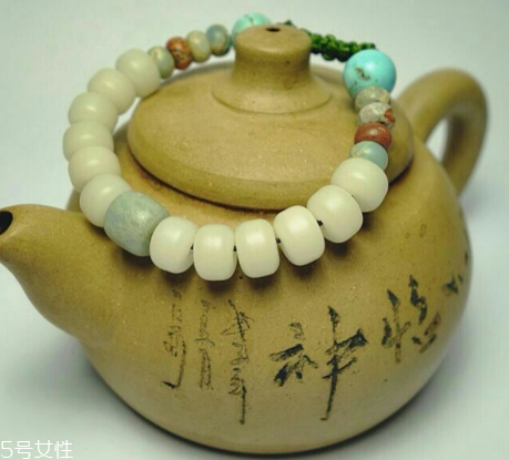 菩提根手串發黑怎么辦？找準原因對癥下藥