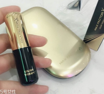 蜜絲佛陀和瑪麗黛佳哪個好 國產(chǎn)戰(zhàn)斗機(jī)對比美國品牌