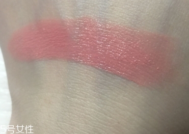 蜜絲佛陀和瑪麗黛佳哪個好 國產(chǎn)戰(zhàn)斗機(jī)對比美國品牌