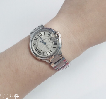 機械表可以戴著睡覺嗎 影響睡眠質量