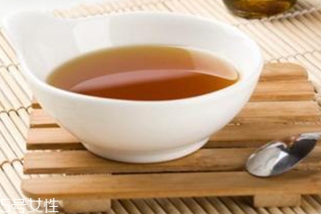 芝麻油和黑芝麻油的區別