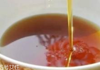 芝麻油和黑芝麻油的區別