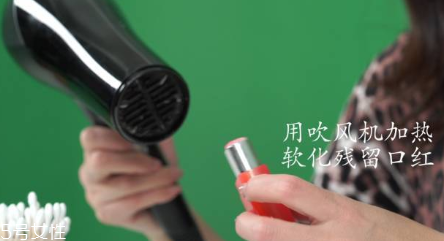夏天怎么預防口紅斷掉 原來放口袋里會融化