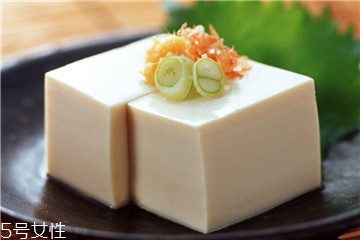 豆腐宜搭配什么 營養更美味