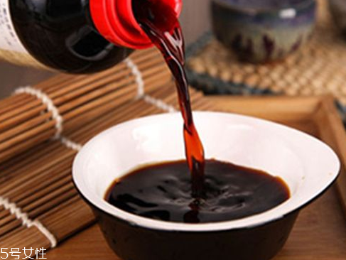 醬油會回奶嗎 這個(gè)說法是錯(cuò)誤的