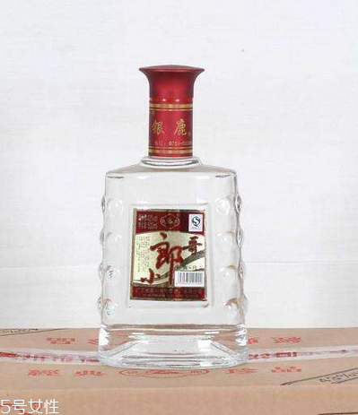 白酒是怎么釀造出來的 固態發酵法