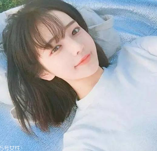 夏天黃皮適合什么發色 夏季染這些顏色顯白