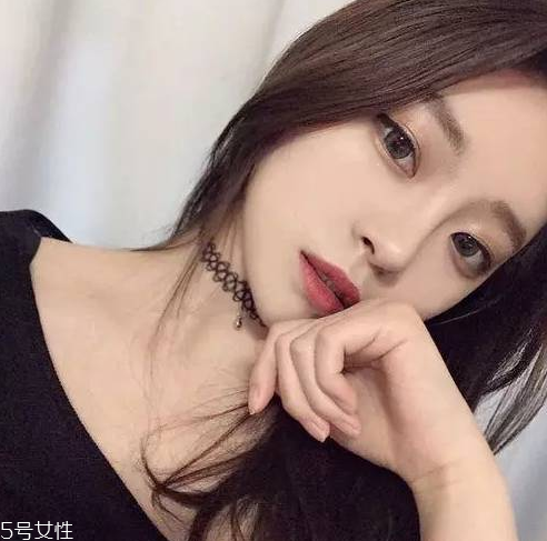 夏天黃皮適合什么發色 夏季染這些顏色顯白