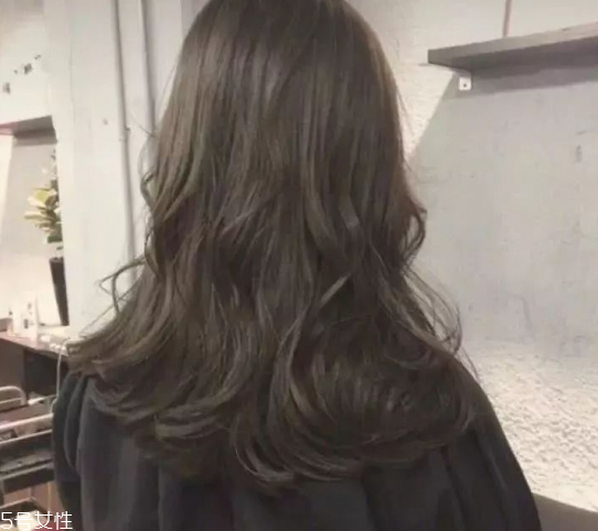 超級顯白的發色推薦 不同皮膚適合的發色推薦