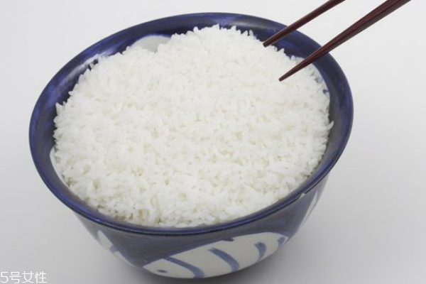 米飯太濕怎么辦 這樣讓它變干